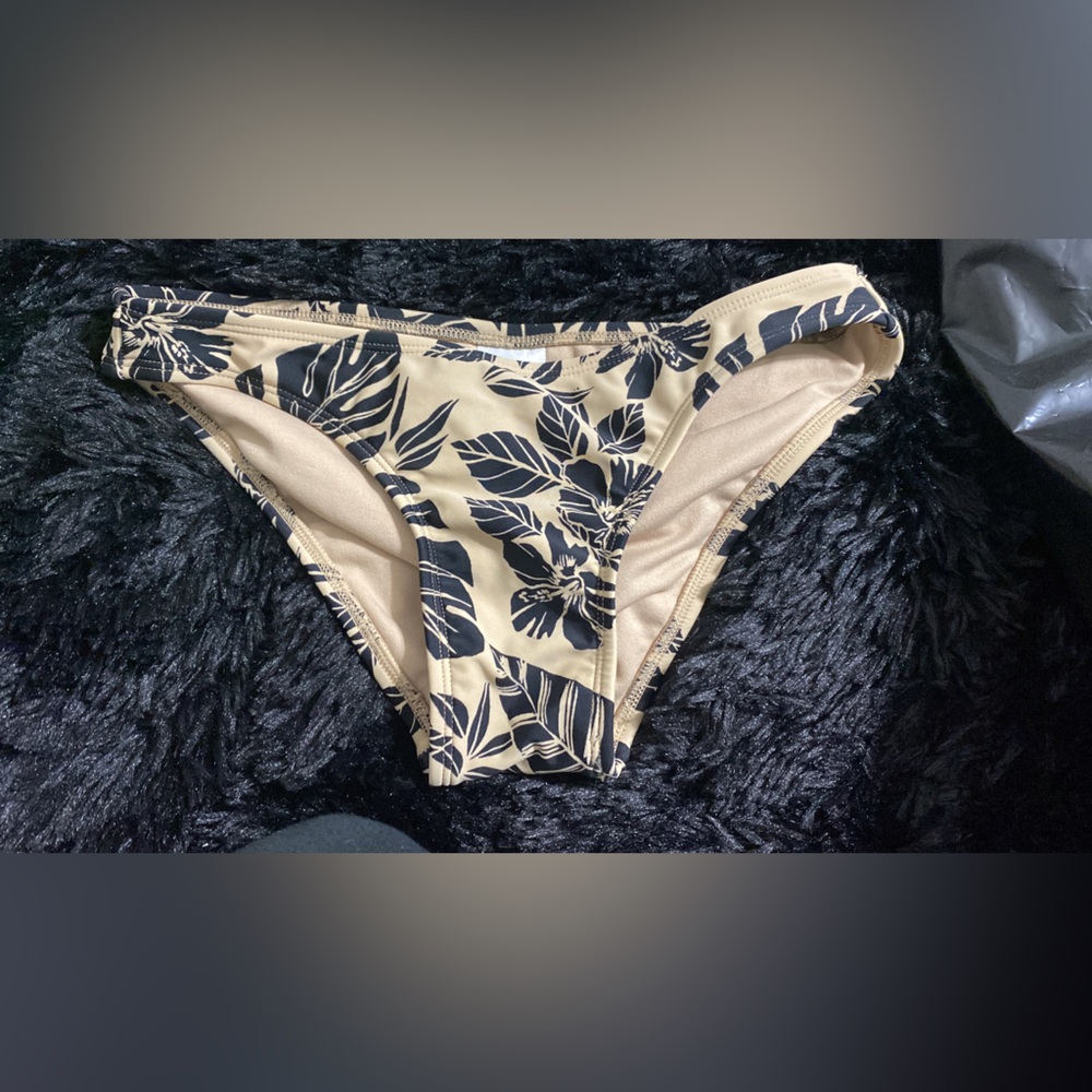 swim bottoms